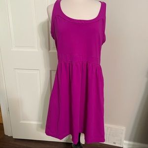 Stretchy dress with pockets